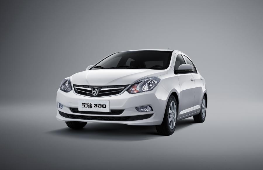  Baojun 330 2015 года  (фото 2 из 4)